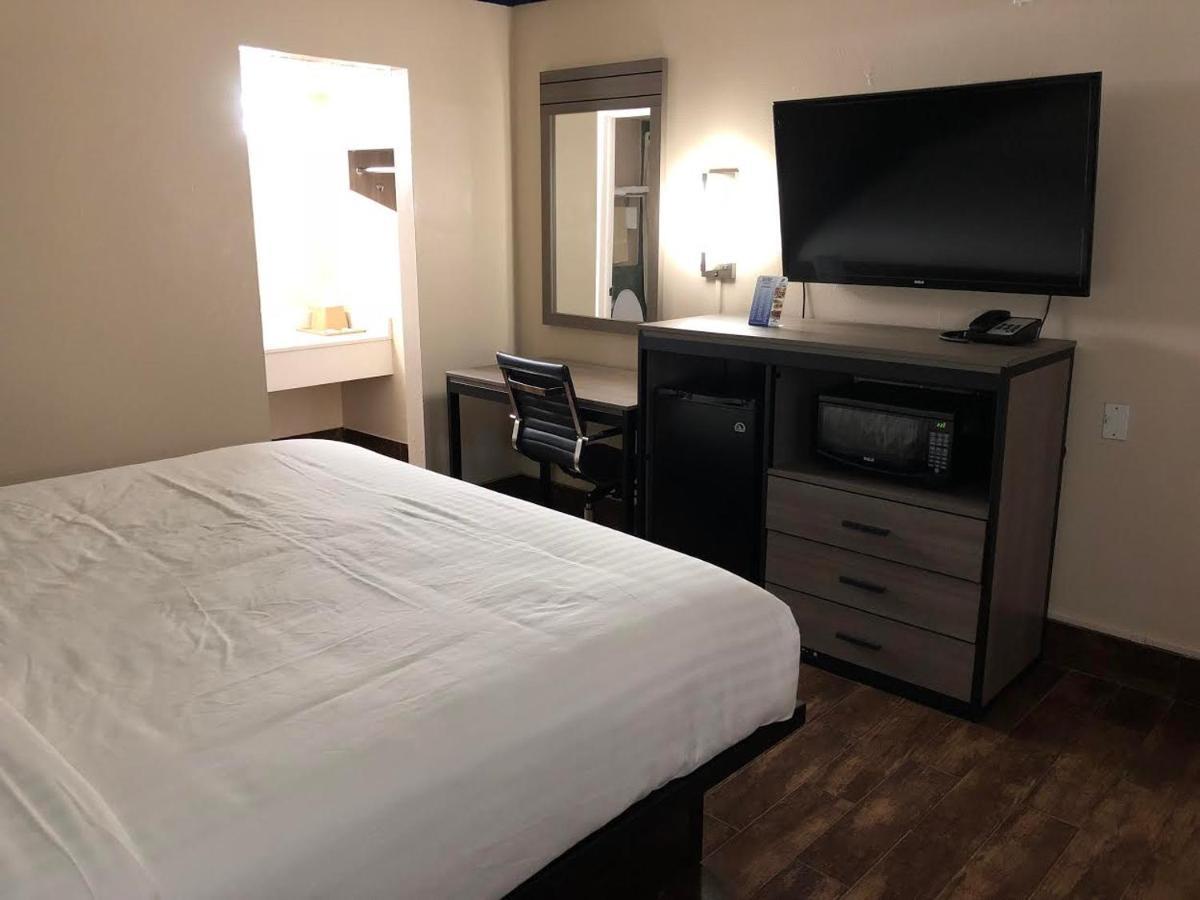 Travelers Inn And Suites Wharton المظهر الخارجي الصورة